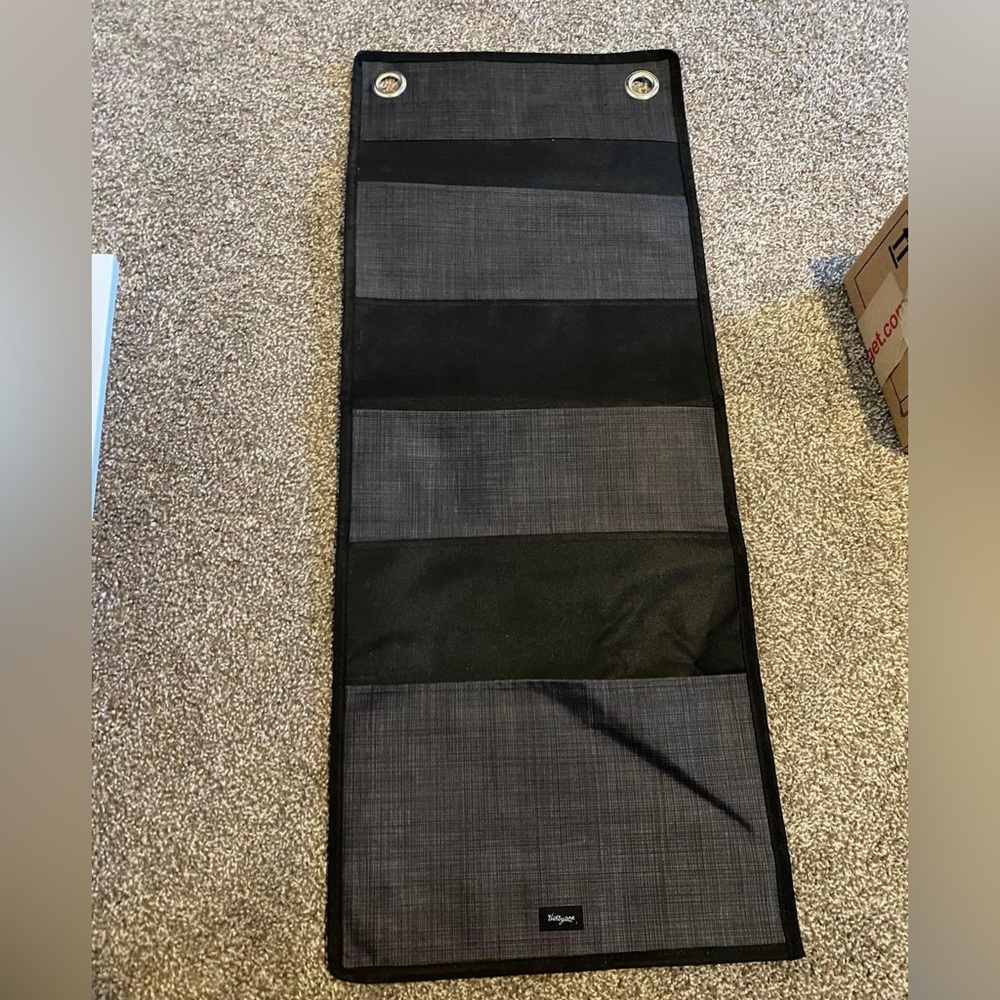 Wall hanging organizer